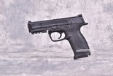 SMITH & WESSON M&P 40 .40 S&W - 1 of 3