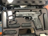 SMITH & WESSON LE M&P 40 2.0 Compact - 2 of 3
