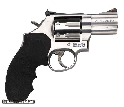 SMITH & WESSON 686 PLUS .357 MAG