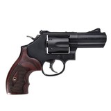 SMITH & WESSON 19 PC CARRY COMP 3" .38 SPECIAL/.357 MAGNUM - 2 of 3