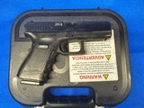 GLOCK G23 GEN3 .40 S&W - 2 of 3