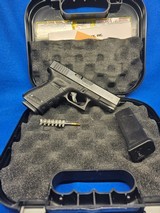 GLOCK G23 GEN3 .40 S&W - 1 of 2