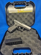 GLOCK G23 GEN3 .40 S&W - 1 of 2