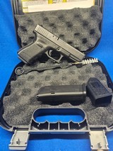 GLOCK G23 GEN3 .40 S&W - 1 of 2