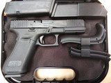 GLOCK GLOCK 17 GEN 5 9MM LUGER (9X19 PARA) - 1 of 3