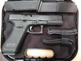 GLOCK GLOCK 17 GEN 5 9MM LUGER (9X19 PARA) - 1 of 3