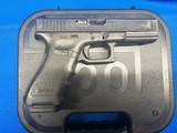 GLOCK G22 GEN3 .40 S&W - 2 of 3