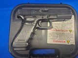 GLOCK G22 GEN3 .40 S&W - 2 of 3