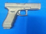 GLOCK G22 GEN4 (LE TRADE-IN) .40 S&W - 1 of 2