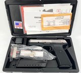 RUGER SR40 .40 S&W - 1 of 3