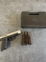 TAURUS PT24/7 pro ls ds .40 CALIBER - 1 of 3