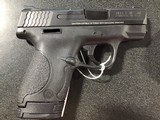 SMITH & WESSON M&P 40 SHIELD .40 S&W - 2 of 3