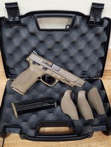 SMITH & WESSON M&P 9 M2.0 FDE 9MM LUGER (9X19 PARA) - 1 of 3