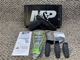 Smith & Wesson M&P M2.0 Optic Ready 10MM - 1 of 3