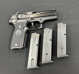 BERETTA 8040 COUGAR F .40 S&W - 1 of 3