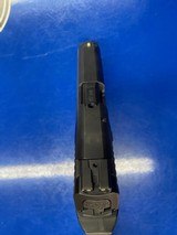 SMITH & WESSON M&P40 .40 S&W - 3 of 3