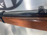 BROWNING B-22 Deluxe .22 LR - 2 of 3