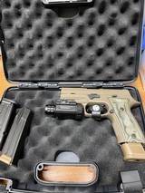 SIG SAUER P320 Scorpion w/3 Mags 9MM LUGER (9X19 PARA) - 1 of 3
