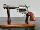 RUGER "NEW MODEL" SUPER BLACKHAWK STAINLESS .44 MAGNUM - 2 of 3