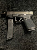 GLOCK 19 19 Gen 5 9MM LUGER (9X19 PARA) - 1 of 3