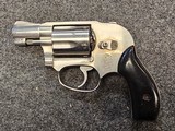SMITH & WESSON 649-1 .38 SPL - 1 of 2
