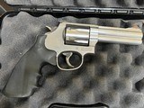 SMITH & WESSON 686-5 .357 MAG - 1 of 3