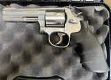 SMITH & WESSON 686-5 .357 MAG - 2 of 3