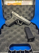 GLOCK G23 GEN3 .40 S&W - 1 of 2