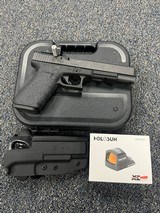 GLOCK G40 MOS 10MM - 1 of 3