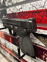 SMITH & WESSON M&P 9 SHIELD PLUS 9MM LUGER (9X19 PARA) - 1 of 3