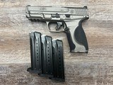 SMITH & WESSON M&P9 M2.0 METAL 9MM LUGER (9X19 PARA) - 1 of 3