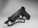 SMITH & WESSON M&P9 EZ M2.0 9MM LUGER (9X19 PARA) - 2 of 3