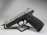 SMITH & WESSON S&W SD9 VE 9MM LUGER (9X19 PARA) - 1 of 3