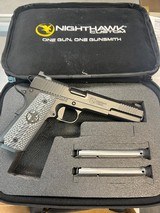 NIGHTHAWK CUSTOM Shadowhawk 10MM - 2 of 2