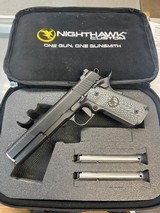 NIGHTHAWK CUSTOM Shadowhawk 10MM - 1 of 2