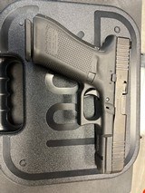 GLOCK G17 GEN5 (FACTORY REFURBISHED) 9MM LUGER (9X19 PARA) - 2 of 3