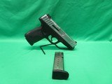 SMITH & WESSON SD9VE 9MM LUGER (9X19 PARA) - 1 of 3