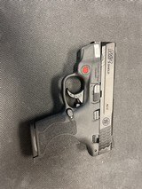 SMITH & WESSON M&P 9 SHIELD 2.0 CT Laser 9MM LUGER (9X19 PARA) - 1 of 3