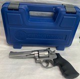 SMITH & WESSON 686-6 .357 MAG - 1 of 3