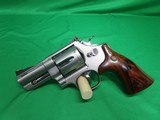 SMITH & WESSON 629 .44 MAGNUM - 2 of 3