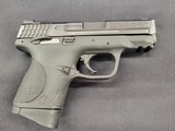 SMITH & WESSON M&P Compact .40 S&W - 2 of 2