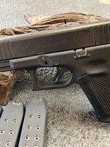 GLOCK 19 19 Gen 5 9MM LUGER (9X19 PARA) - 2 of 3