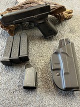 GLOCK 19 19 Gen 5 9MM LUGER (9X19 PARA) - 3 of 3