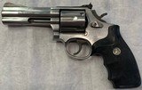 SMITH & WESSON 686-4 .357 MAG - 1 of 3