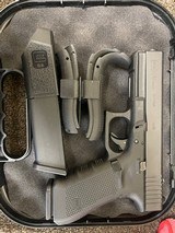 GLOCK 17 G17 GEN 4 9MM LUGER (9X19 PARA) - 1 of 1