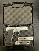 SMITH & WESSON 5946 9MM LUGER (9X19 PARA) - 1 of 3