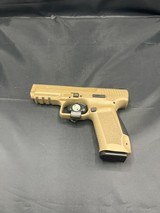 CANIK TP9 SF 9MM LUGER (9X19 PARA) - 2 of 3
