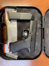 GLOCK 43x 9MM LUGER (9X19 PARA) - 1 of 3