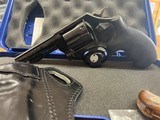 SMITH & WESSON 10-14 .38 SPL - 1 of 3