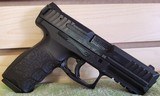 HECKLER & KOCH VP40 .40 S&W - 1 of 3